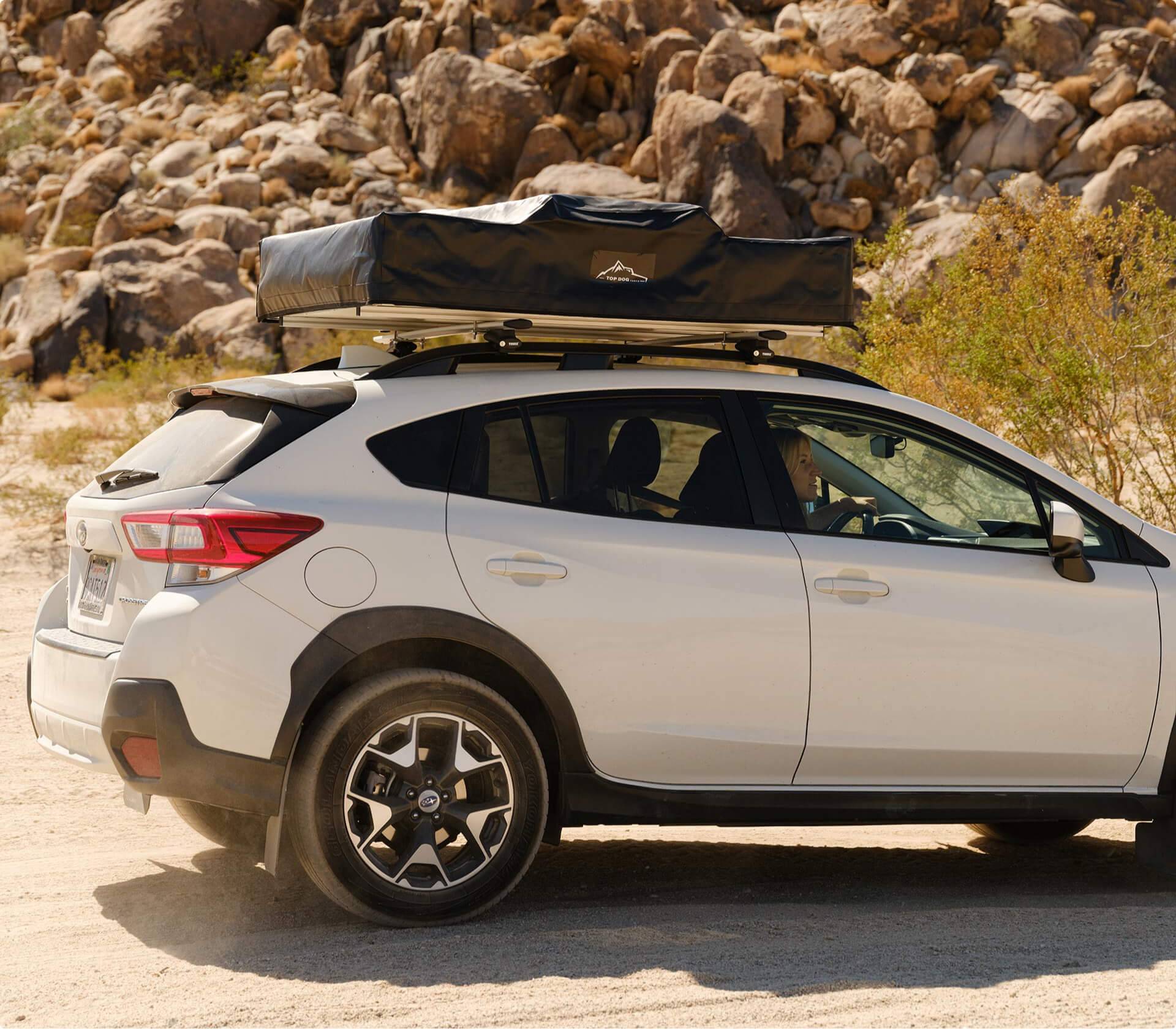 Deluxe All-Season Car Roof Top Tent Road Trip Accessories Deluxe All-Season Car Roof Top Tent Road Trip Accessories