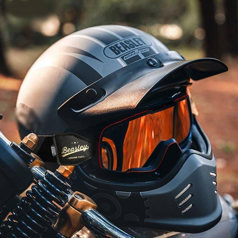 Vintage Full-Face Motorcycle Helmet Motorcycle & ATV Gear Style : 1|2|3|4|5|6|7|8|9|10|11|12|13|14 Vintage Full-Face Motorcycle Helmet Motorcycle & ATV Gear Style : 1|2|3|4|5|6|7|8|9|10|11|12|13|14