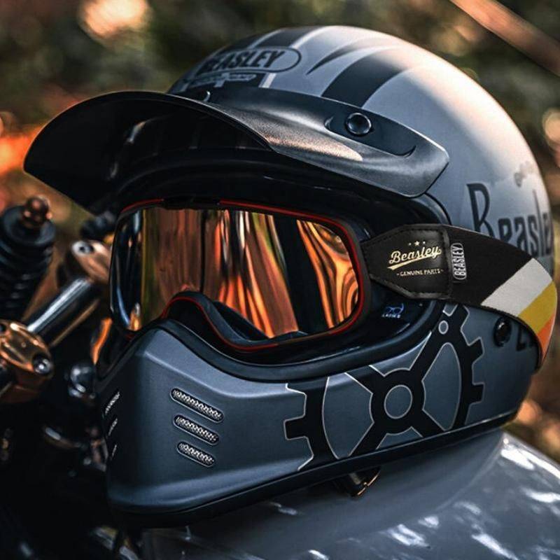 Vintage Full-Face Motorcycle Helmet Motorcycle & ATV Gear Style : 1|2|3|4|5|6|7|8|9|10|11|12|13|14 Vintage Full-Face Motorcycle Helmet Motorcycle & ATV Gear Style : 1|2|3|4|5|6|7|8|9|10|11|12|13|14